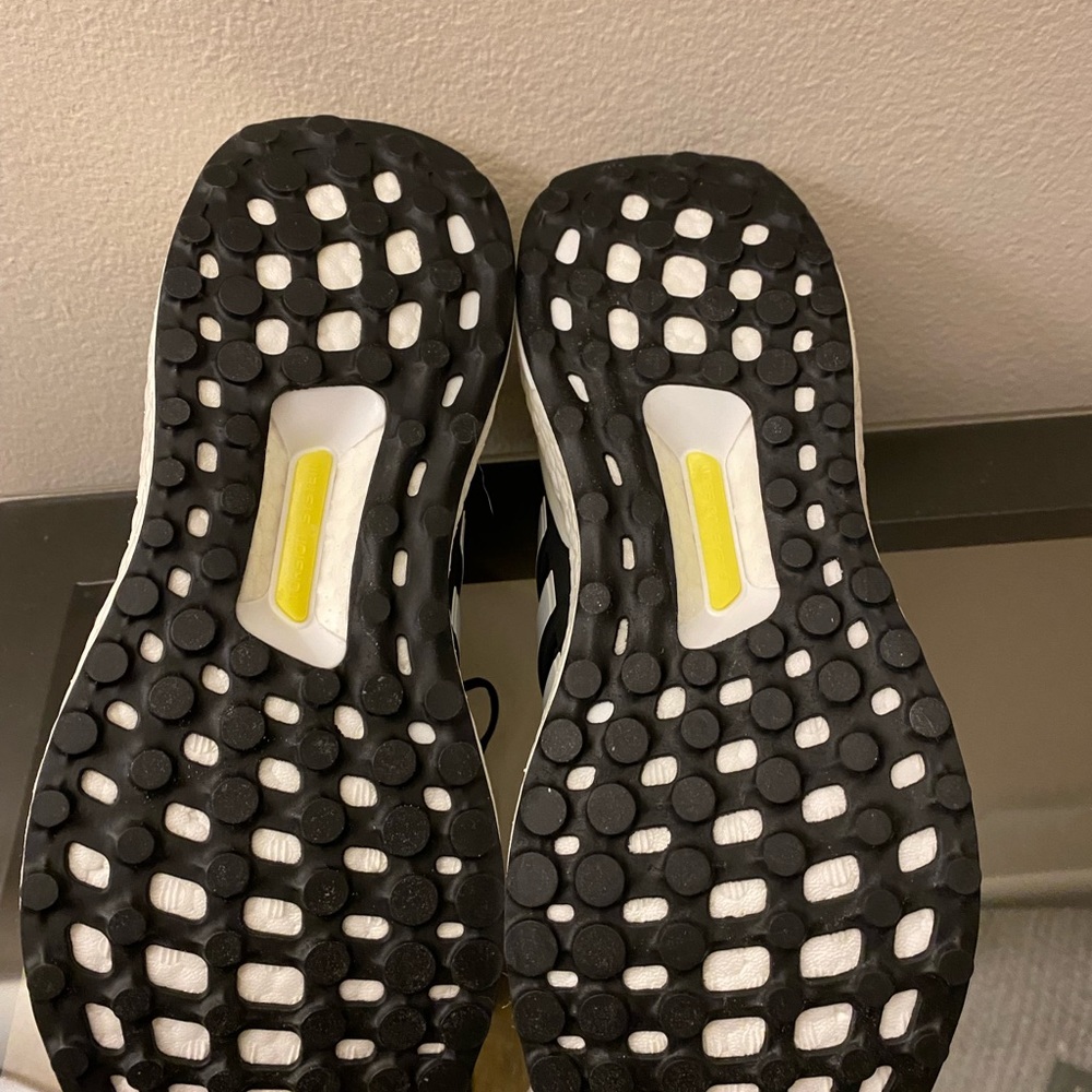 NWOT Adidas Ultra Boost - Black - Picture 7 of 9